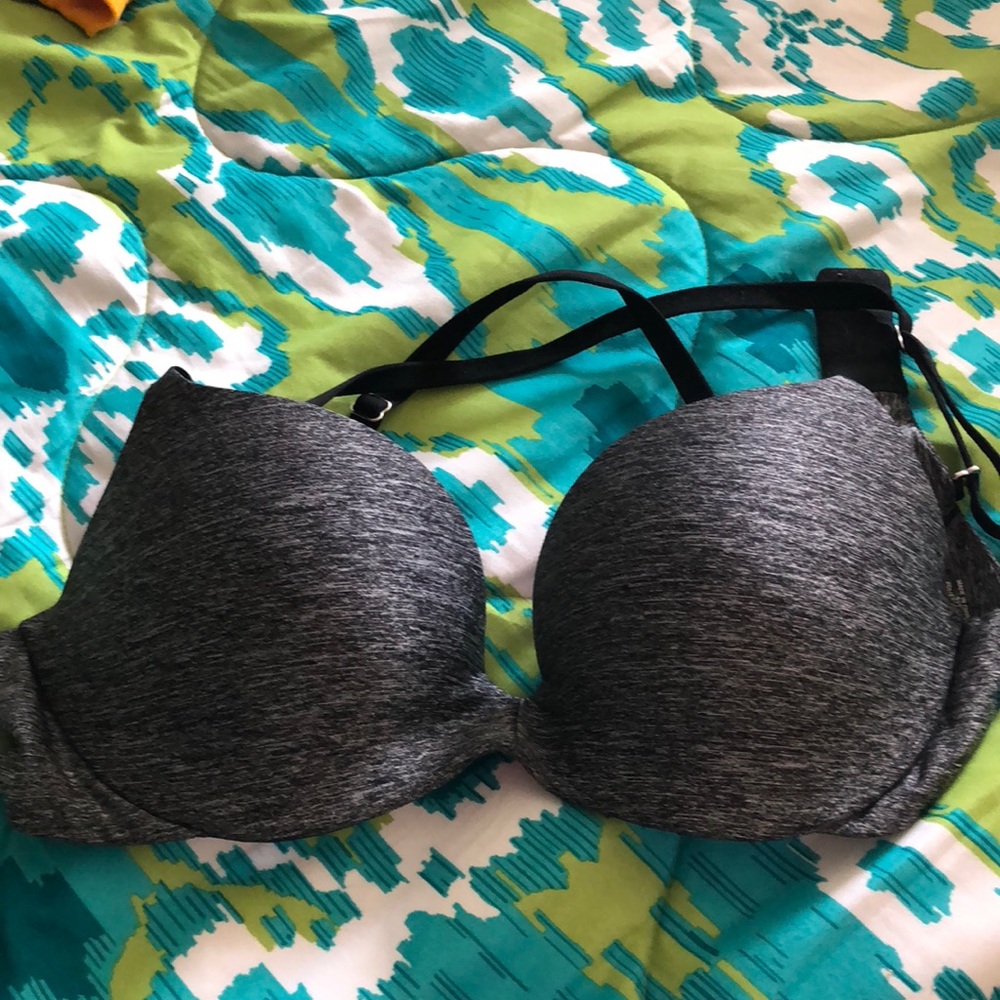 VS Pink Bra
